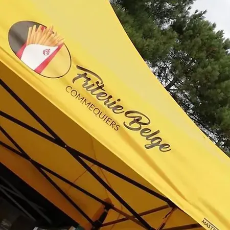 Cosy A Avec Piscine Partagee *